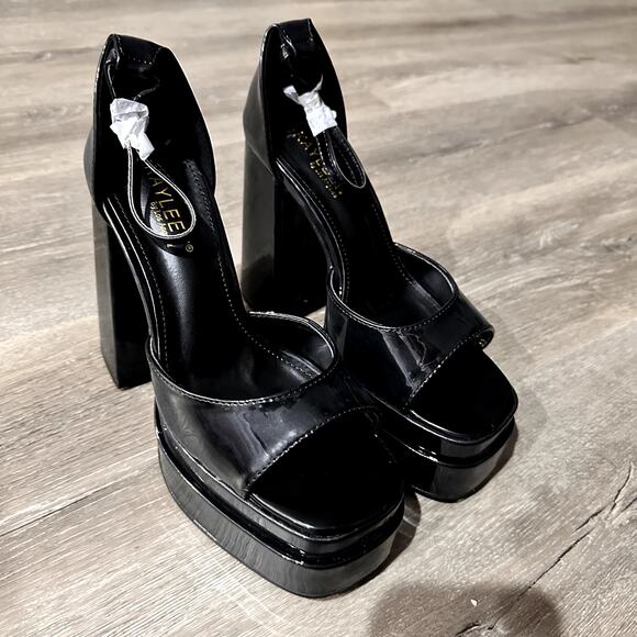 Black Patent Leather Platform Block Heel NEW Size 8 - Picture 3 of 5